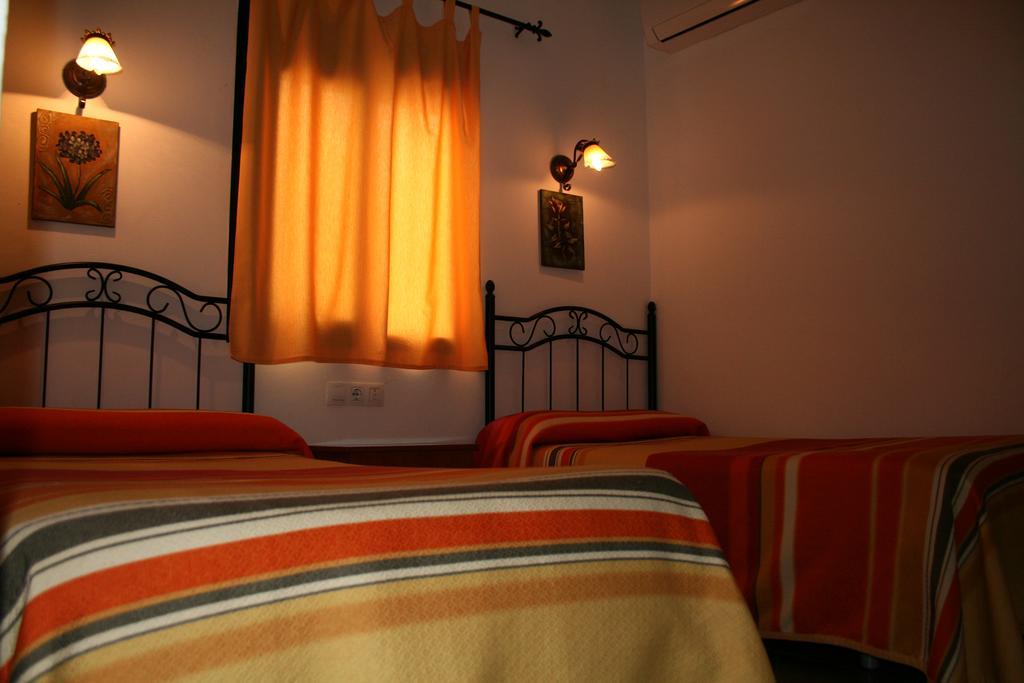 El Aceiton Hotel Cortegana Ngoại thất bức ảnh